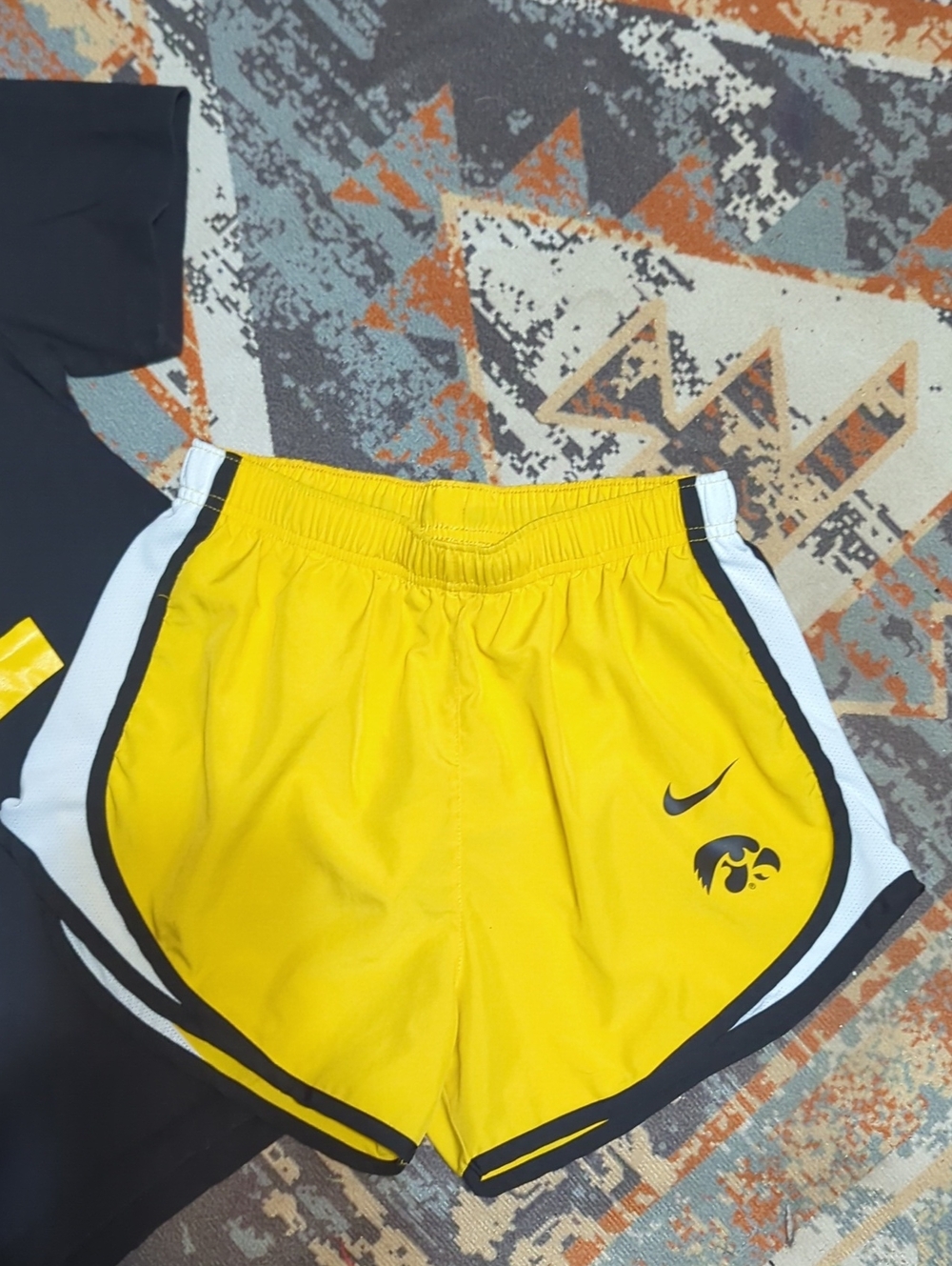 Hawkeyes Caitlin Clark #22 graphic t-shirt with matching gold athletic shorts - Picture 4 of 8